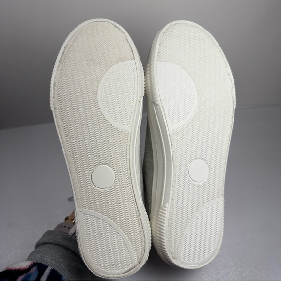 NIB Rocket Dog Women’s Cheery Grey Comfy Sneaker Size 6.5M - Picture 4 of 11